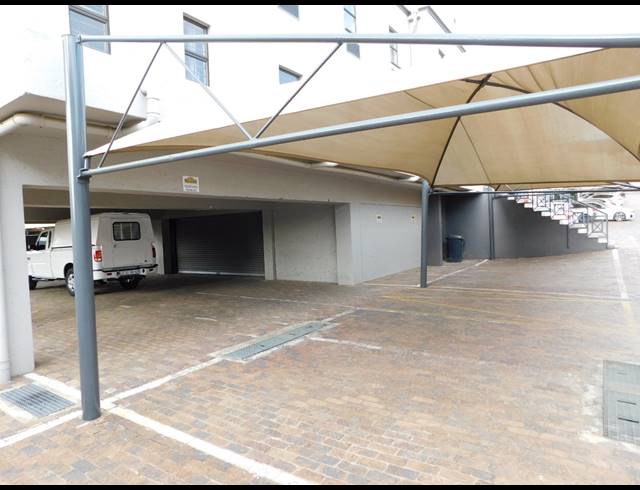 350M² OFFICE TO LET IN FERNDALE